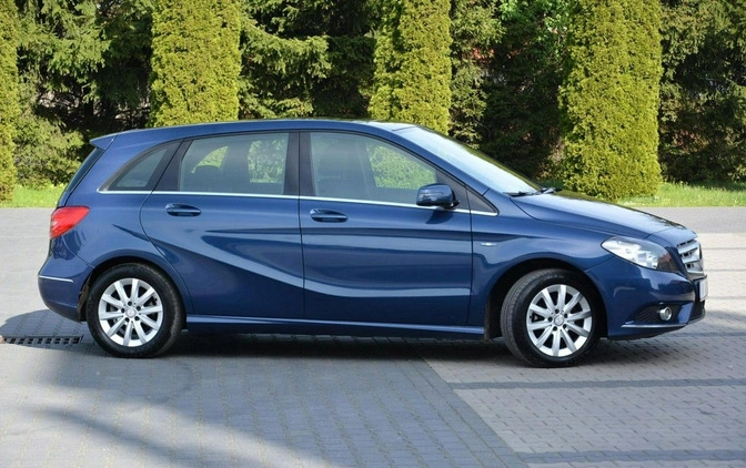 Mercedes-Benz Klasa B cena 39900 przebieg: 145274, rok produkcji 2011 z Drawno małe 466